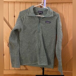 Patagonia pullover, green